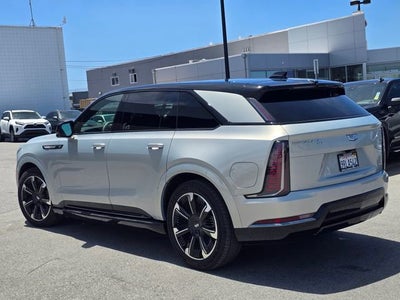 2025 Cadillac ESCALADE IQ Sport 1