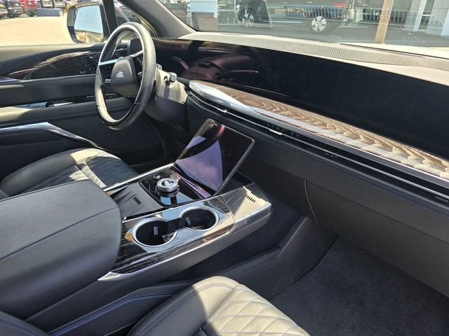 2025 Cadillac ESCALADE IQ Sport 1