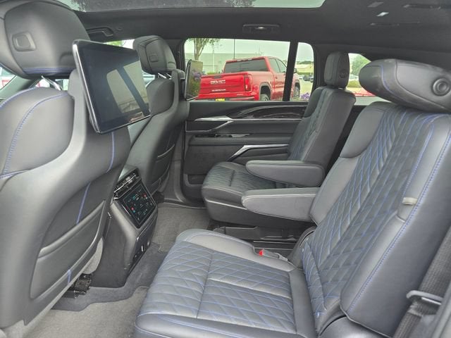 2025 Cadillac ESCALADE IQ Sport 1