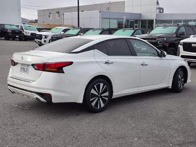 2021 Nissan Altima 2.5 SV