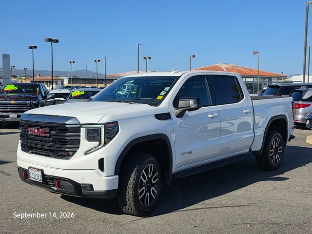 2023 GMC Sierra 1500 AT4