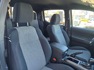 2022 Toyota Tacoma 2WD SR5