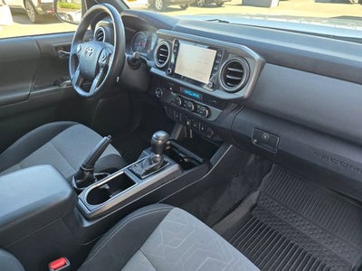 2022 Toyota Tacoma 2WD SR5