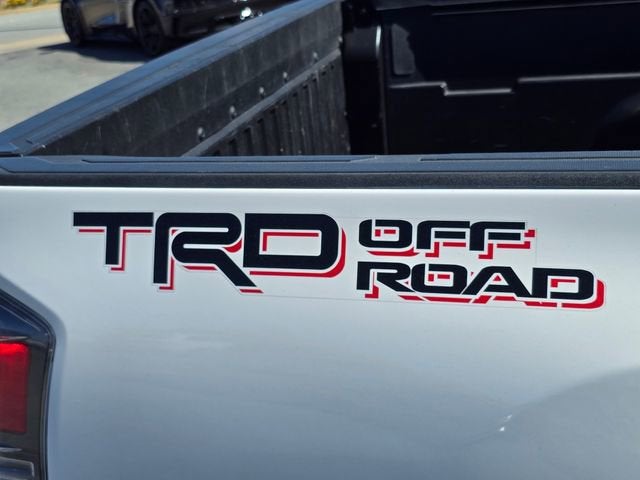 2022 Toyota Tacoma 2WD SR5