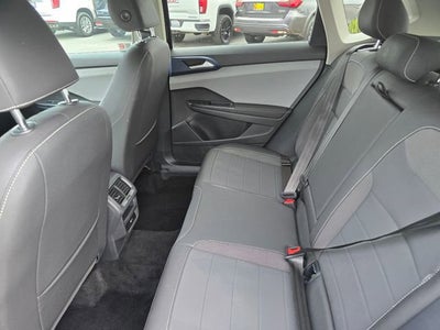 2024 Volkswagen Taos SE