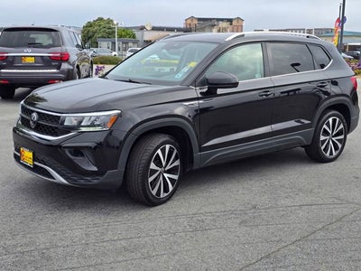 2024 Volkswagen Taos SE