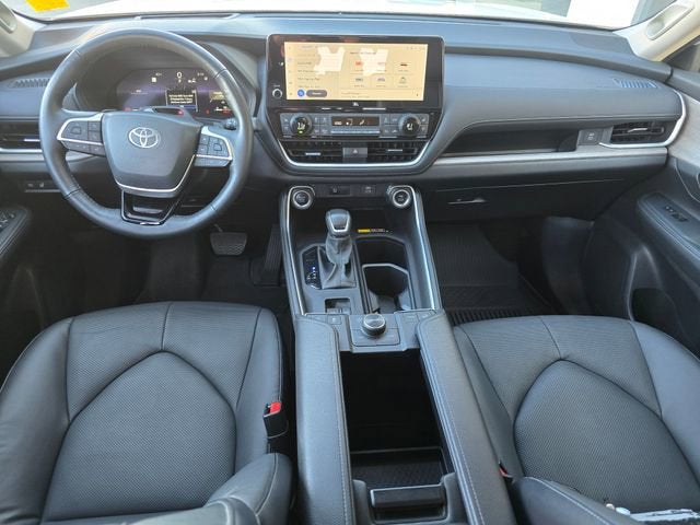 2025 Toyota Grand Highlander XLE