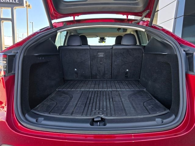 2024 Tesla Model Y BLACK