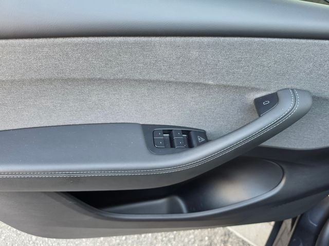 2026 Tesla Model Y Premium