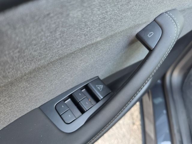 2026 Tesla Model Y Premium