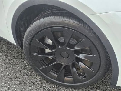 2025 Tesla Model Y Long Range