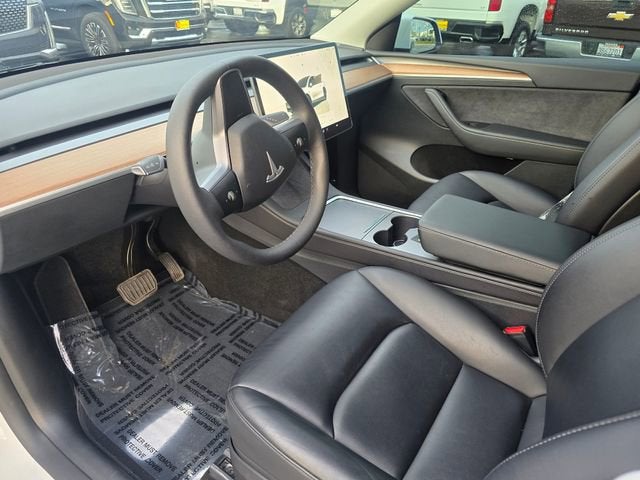 2025 Tesla Model Y Long Range