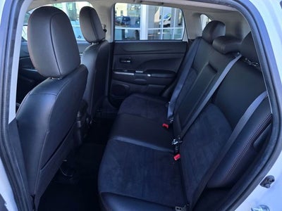 2024 Mitsubishi Outlander Sport S