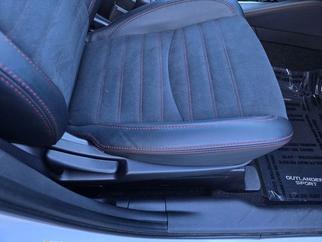 2024 Mitsubishi Outlander Sport S