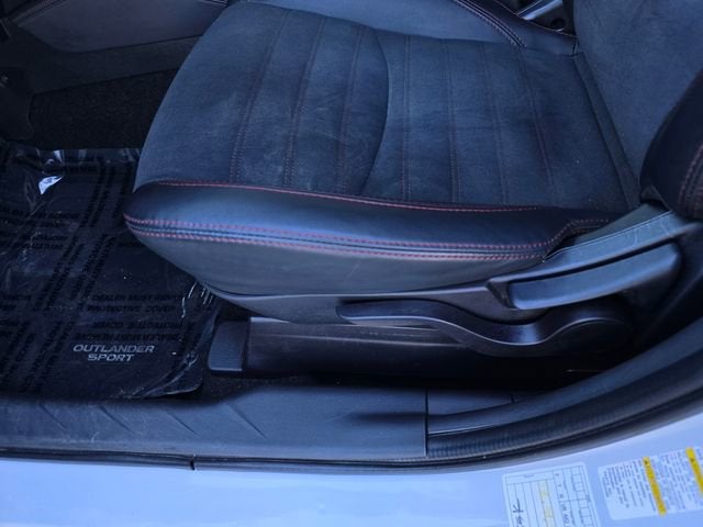 2024 Mitsubishi Outlander Sport S