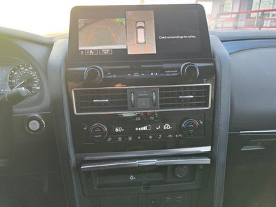 2024 INFINITI QX80 LUXE