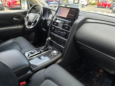 2024 INFINITI QX80 LUXE