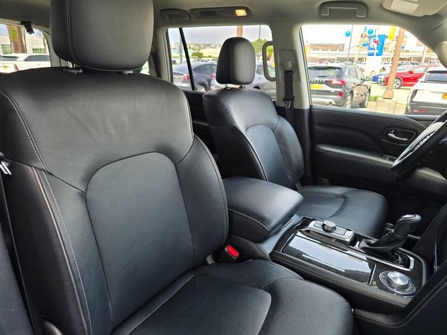 2024 INFINITI QX80 LUXE