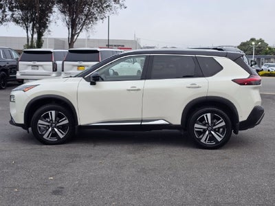 2022 Nissan Rogue SL