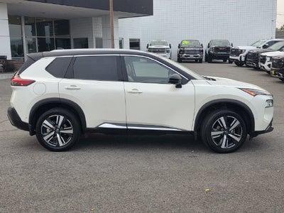 2022 Nissan Rogue SL