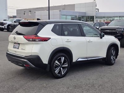 2022 Nissan Rogue SL