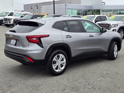 2024 Chevrolet Trax LS