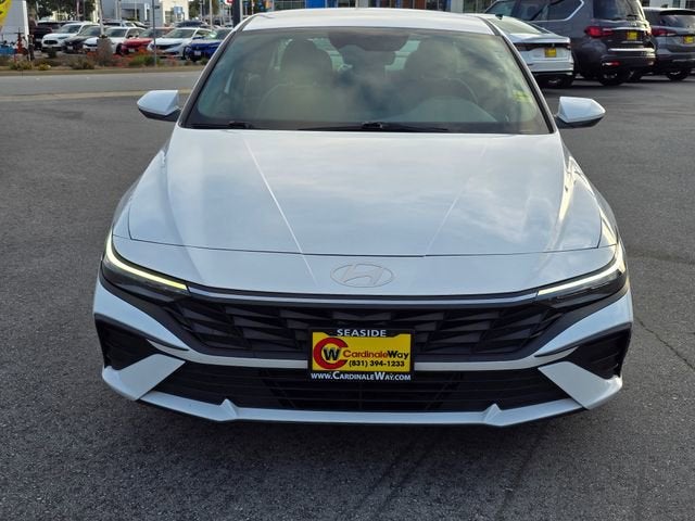 2024 Hyundai Elantra SE