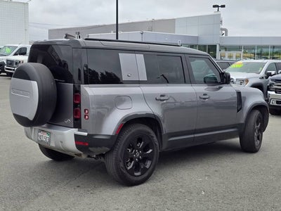 2022 Land Rover Defender SE