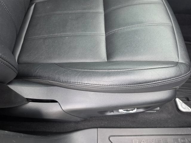 2022 Land Rover Range Rover Evoque SE