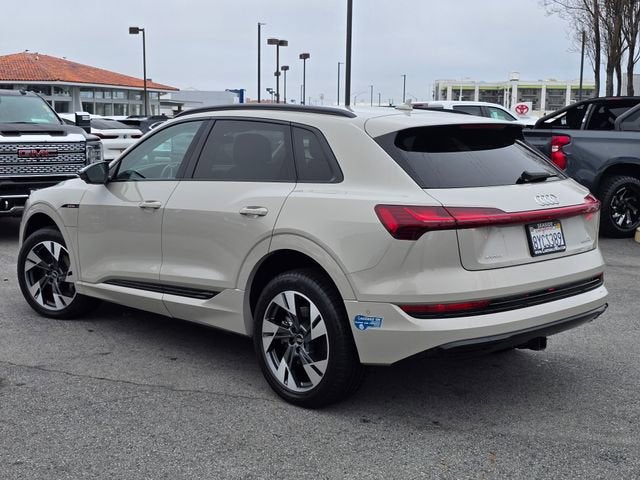 2021 Audi e-tron Premium