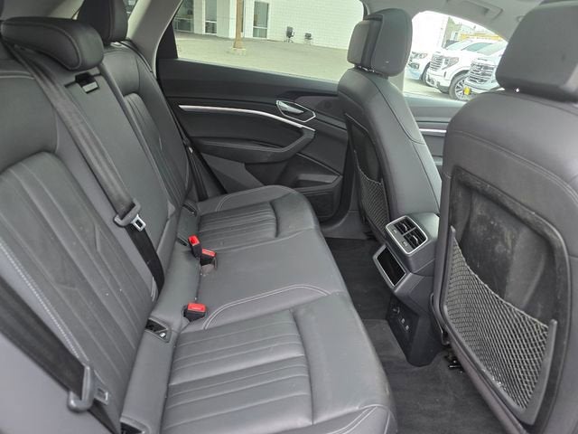 2021 Audi e-tron Premium