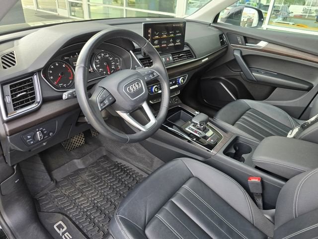 2023 Audi Q5 S line Premium