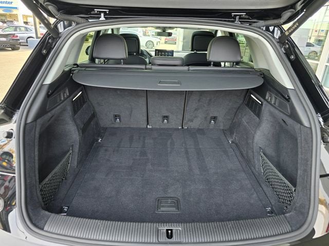 2023 Audi Q5 S line Premium