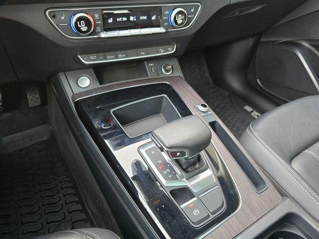 2023 Audi Q5 S line Premium