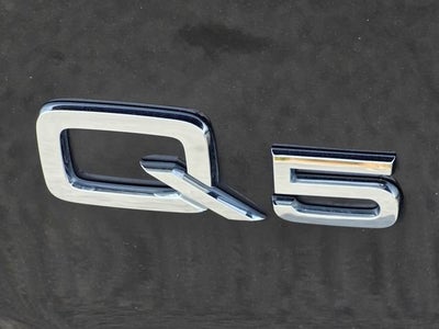 2023 Audi Q5 S line Premium