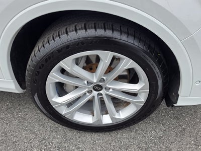 2025 Audi Q7 Premium Plus