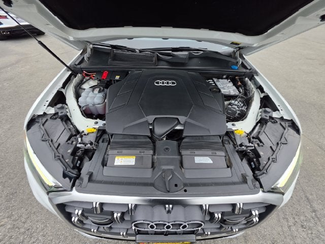 2025 Audi Q7 Premium Plus