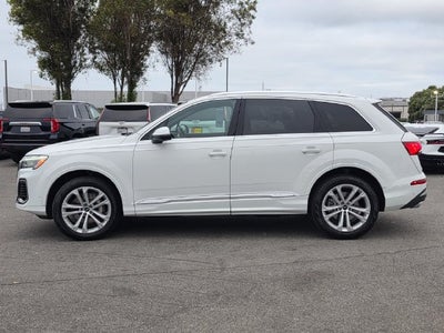2025 Audi Q7 Premium Plus