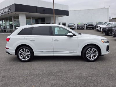 2025 Audi Q7 Premium Plus
