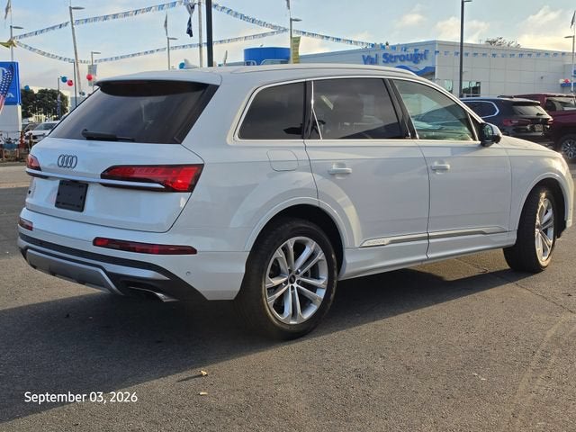 2025 Audi Q7 Premium Plus
