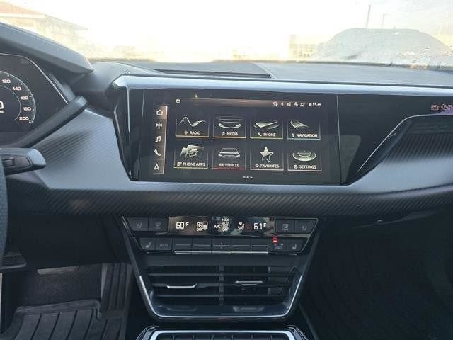 2022 Audi e-tron GT Prestige