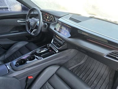 2022 Audi e-tron GT Prestige