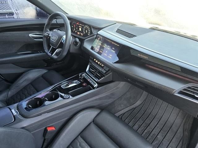 2022 Audi e-tron GT Prestige