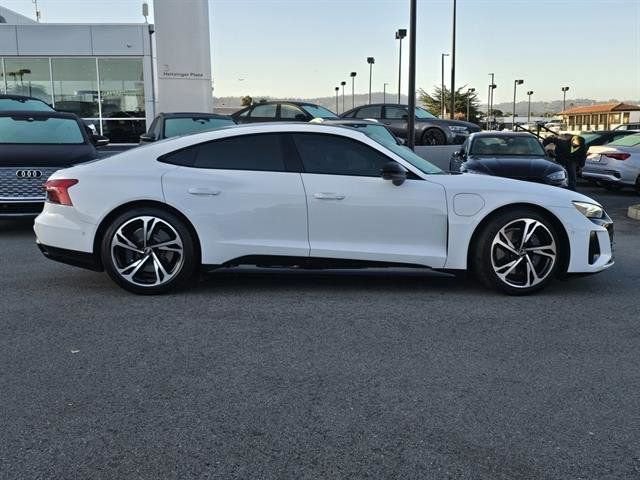 2022 Audi e-tron GT Prestige