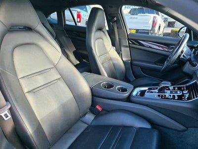 2018 Porsche Panamera 4S