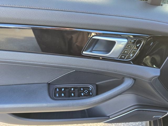 2018 Porsche Panamera 4S